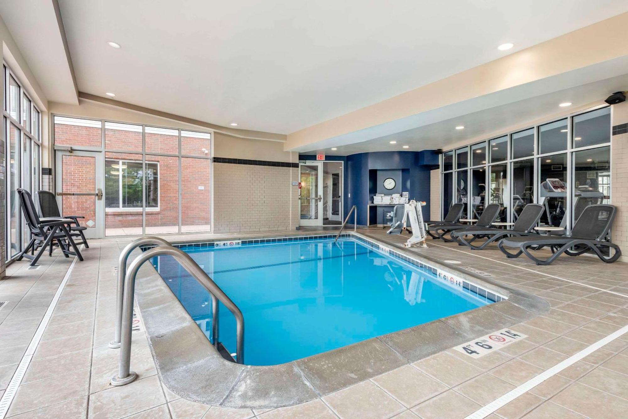 Cambria Hotel Minneapolis Maple Grove Extérieur photo