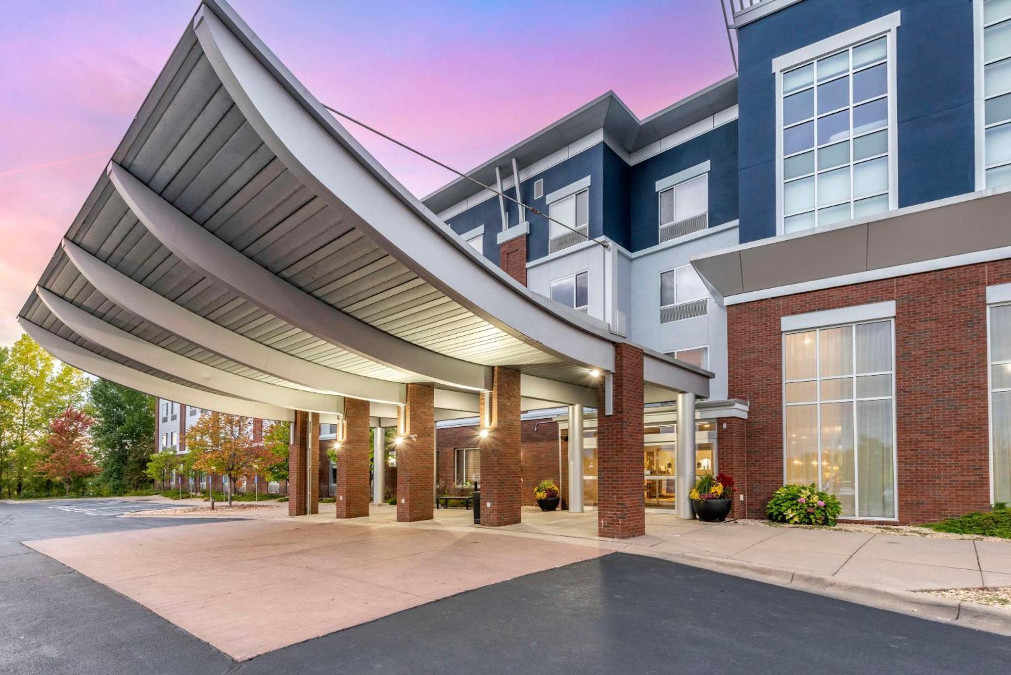 Cambria Hotel Minneapolis Maple Grove Extérieur photo